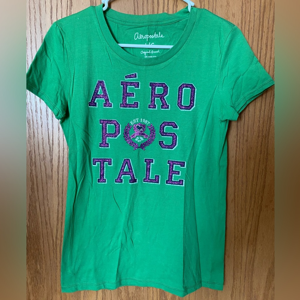 Large Aeropostale T-shirt